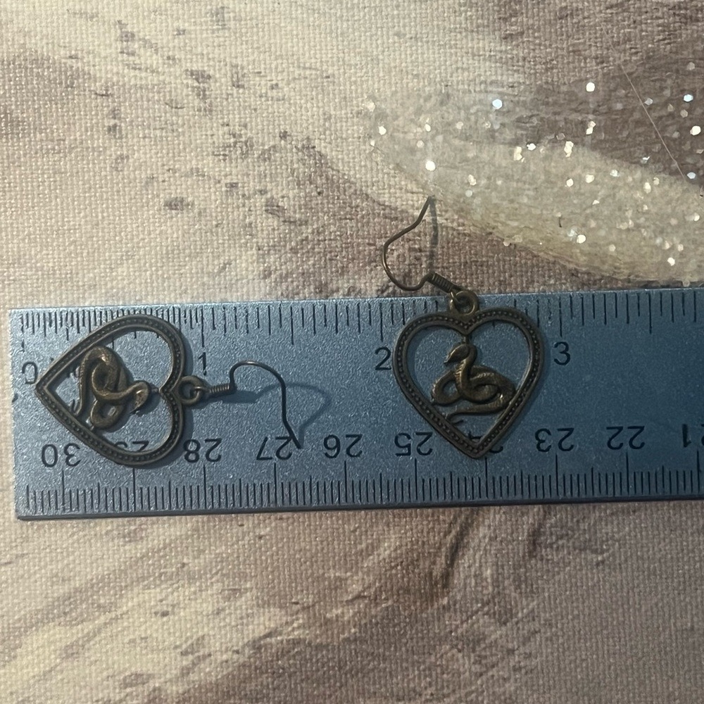 Year Of The Snake Chinese Zodiac Bronze Rustic Boho Heart Dangle Earrings -New - Picture 2 of 5